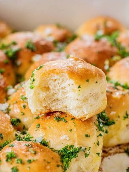 MC BUTTER BREAD BITE